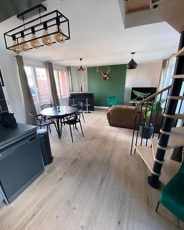 Duplex Proche Gare Vue Tour Perret Avec Parking Gratuit Leilighet Amiens Eksteriør bilde